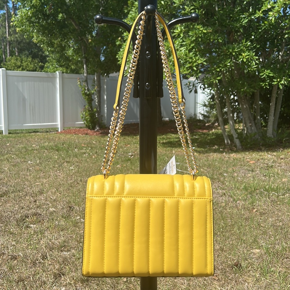 NWT $628 Michael Kors versatile chain shoulder bag - Yellow - Picture 3 of 11